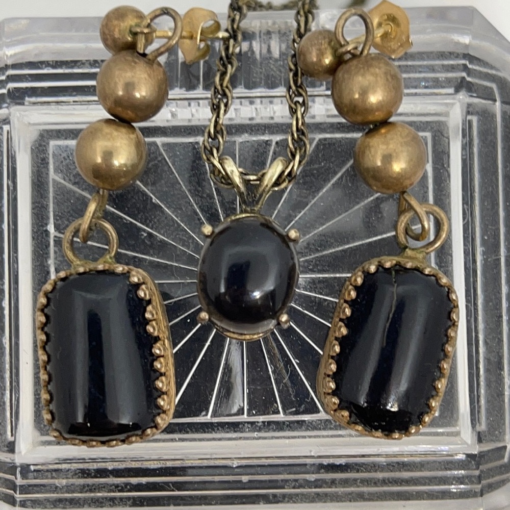 Sterling Silver Onyx Earrings & 18” Necklace Set